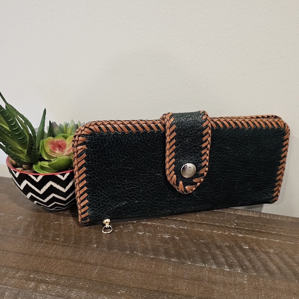Women's Slim Bifold Wallet